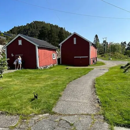 Nyt Stillheten I Et Hjem I Naturskjonne Omgivelser Molde Exterior photo