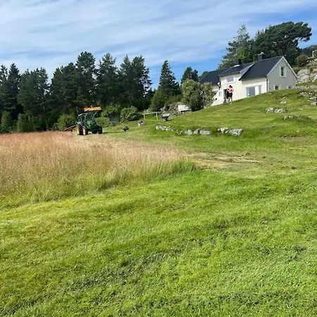 Nyt Stillheten I Et Hjem I Naturskjonne Omgivelser Molde Exterior photo