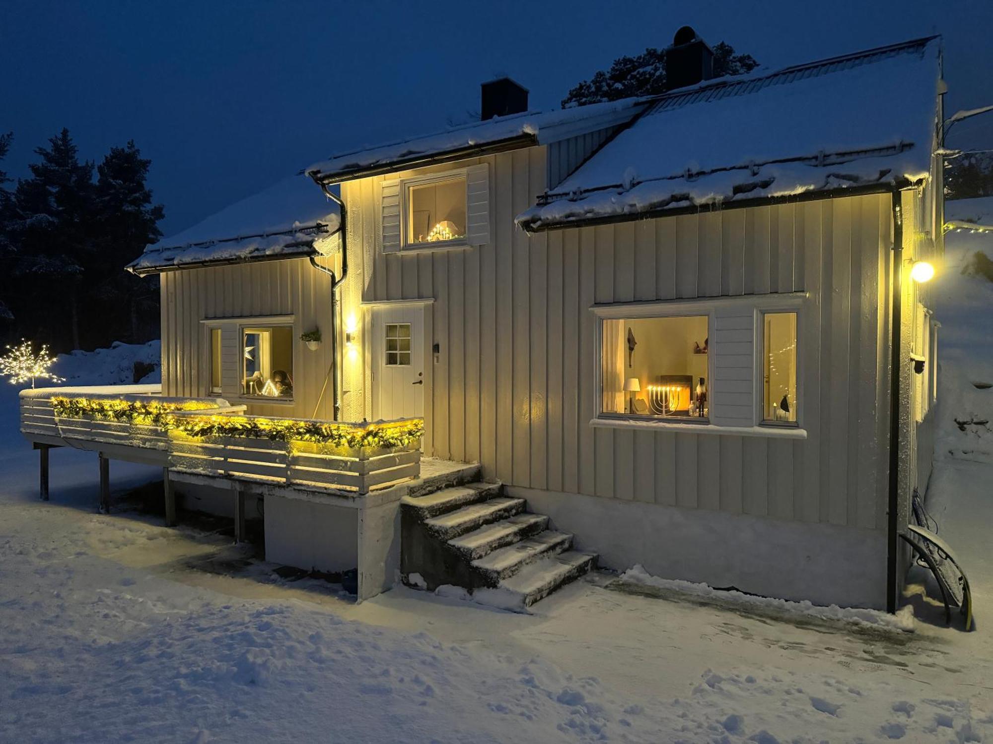 Nyt Stillheten I Et Hjem I Naturskjonne Omgivelser Hébergement de vacances Molde