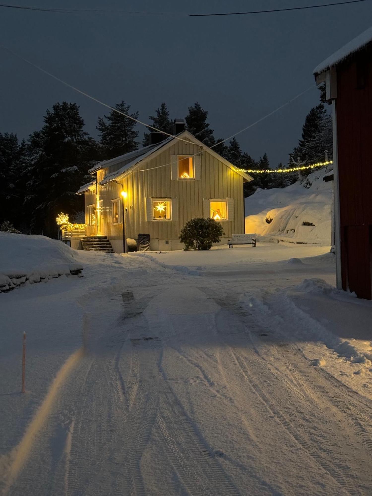 Nyt Stillheten I Et Hjem I Naturskjonne Omgivelser *