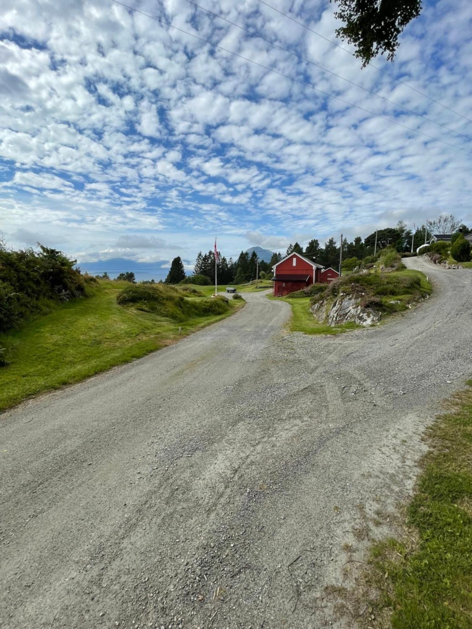 Nyt Stillheten I Et Hjem I Naturskjonne Omgivelser Hébergement de vacances *